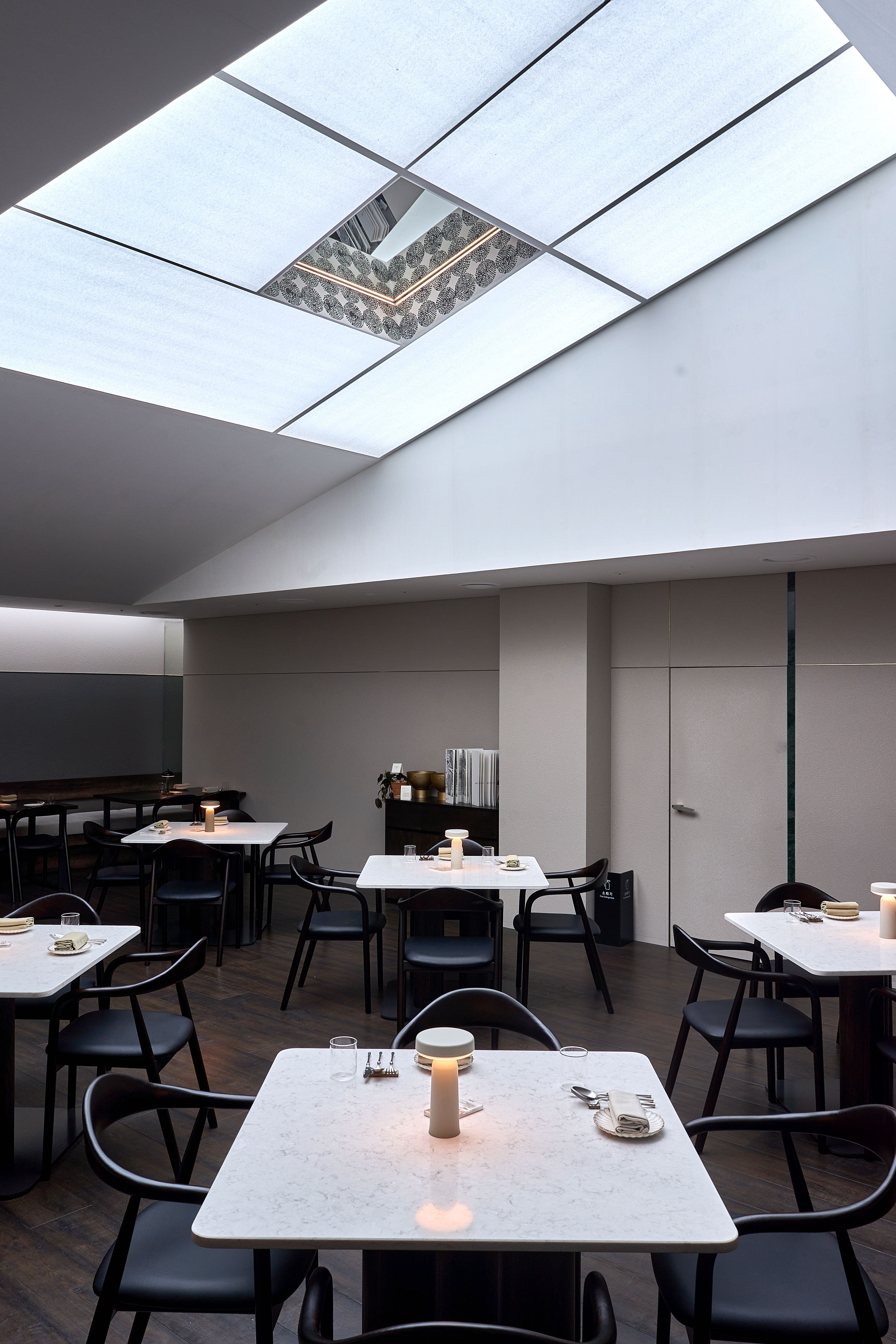 이테르 명동 gallery image