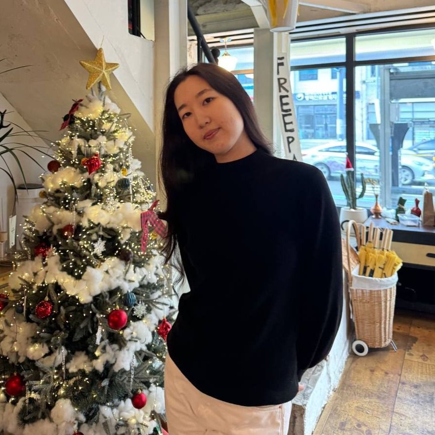 Daniia Abdyrazakova's' profile picture