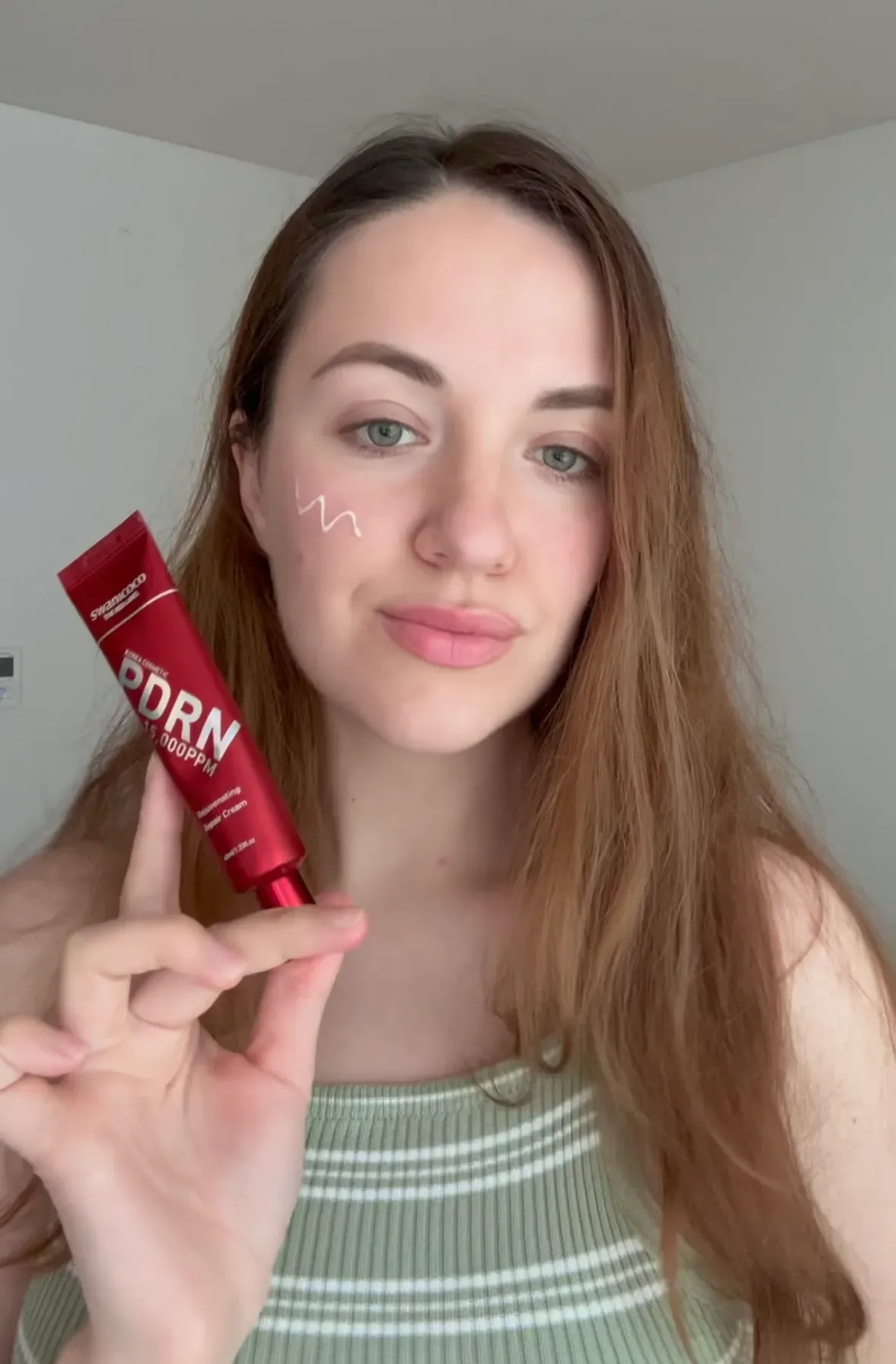 Alena's' profile picture