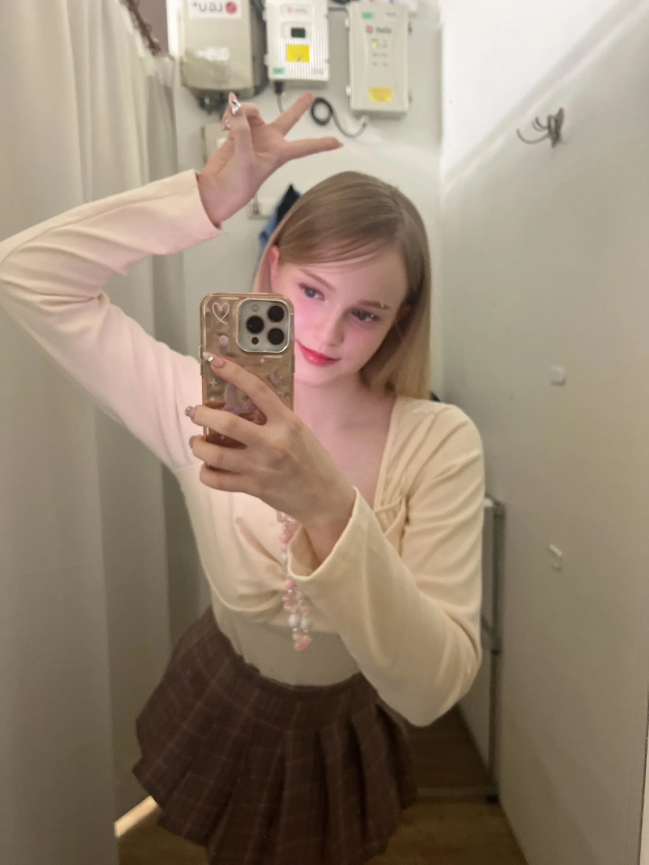 Daria Babai's' profile pictures
