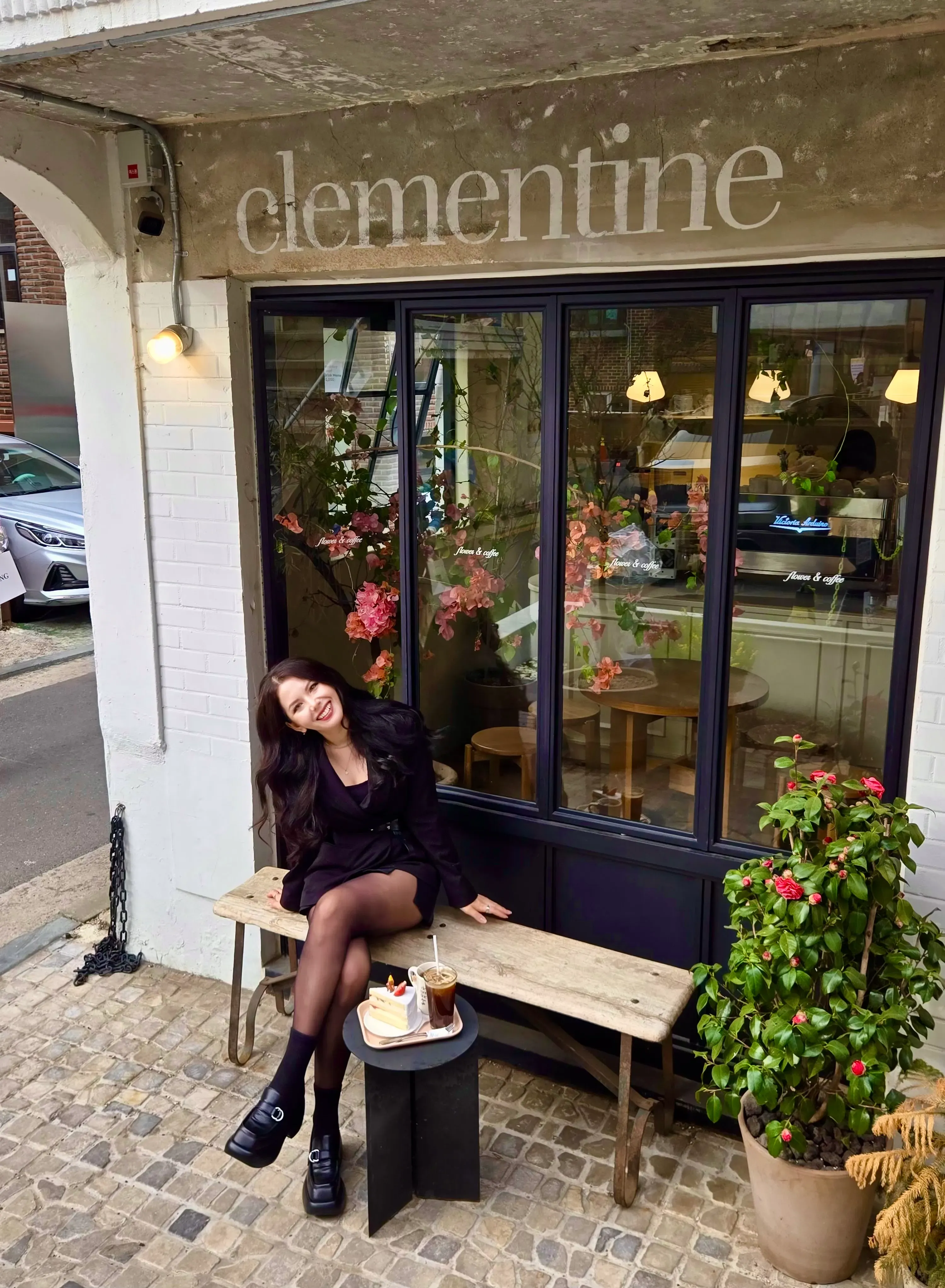 Alina Berg's' profile picture Alina Berg's' profile picture