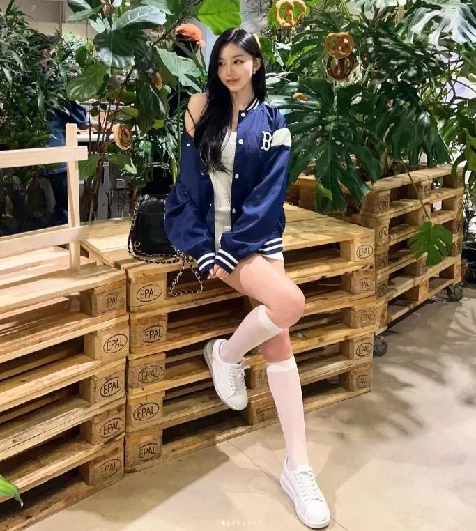 Airy (애리)'s' profile picture