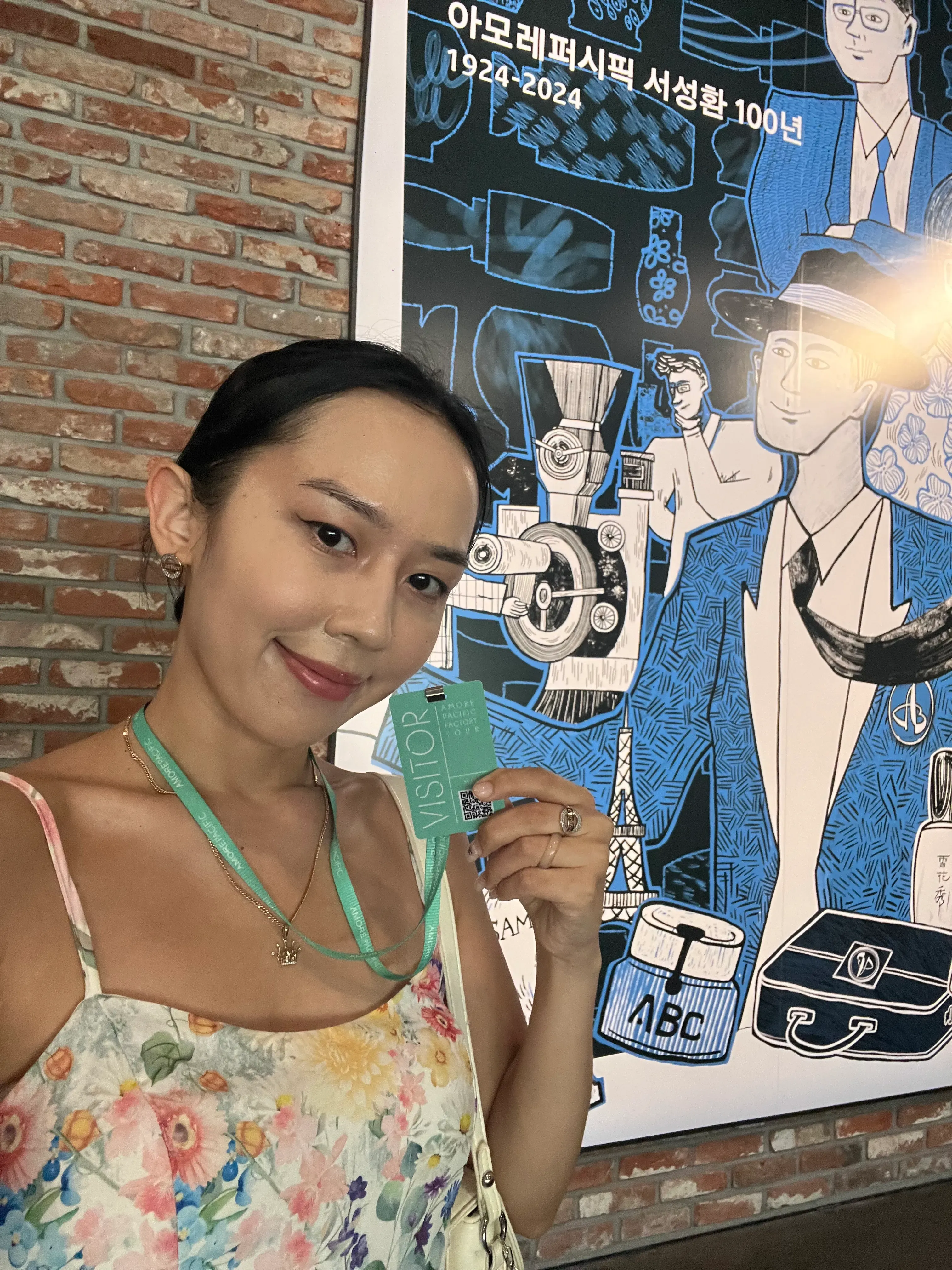 Asmira Kulmatova's' profile pictures