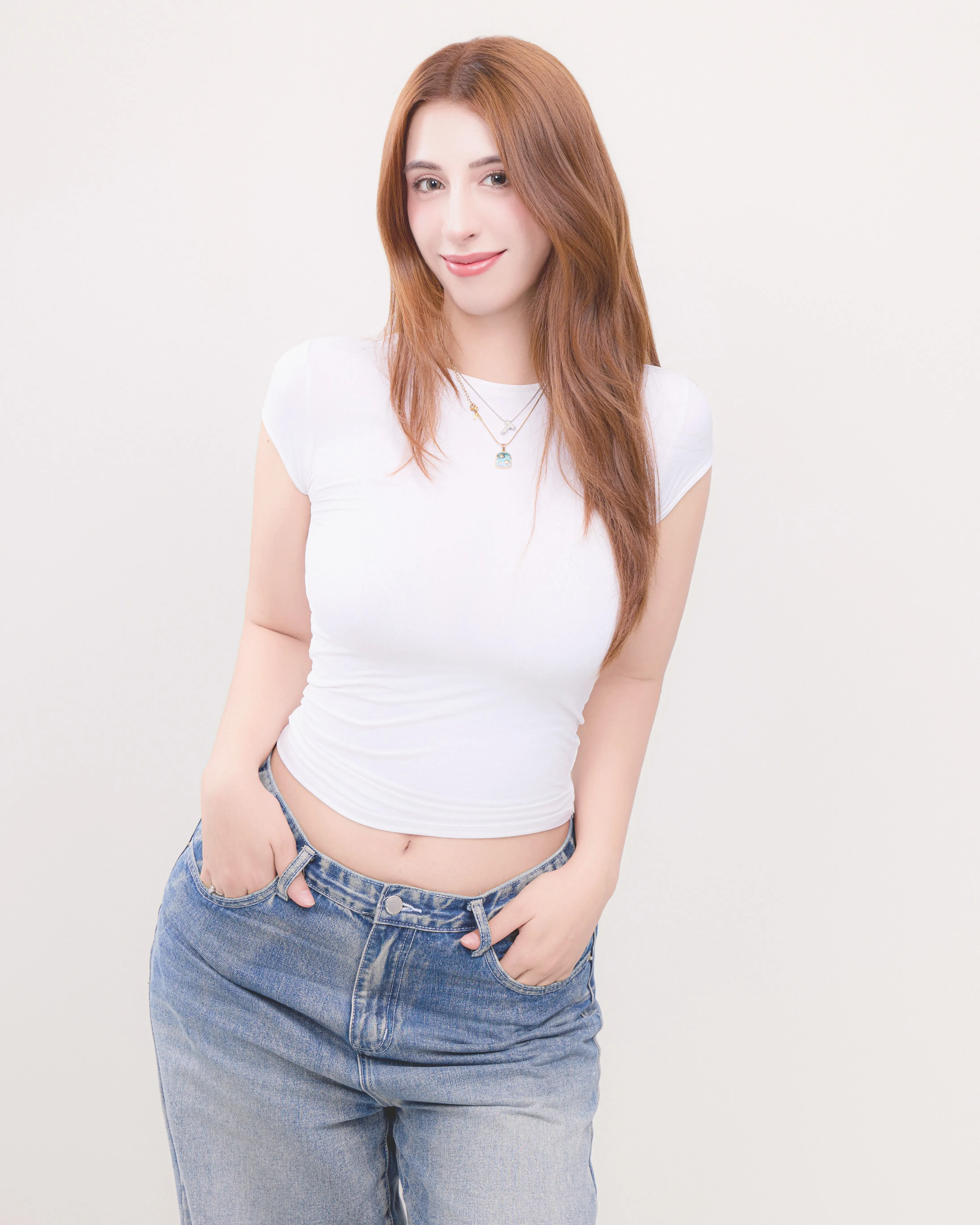 Ekin Ayvadas's' profile pictures