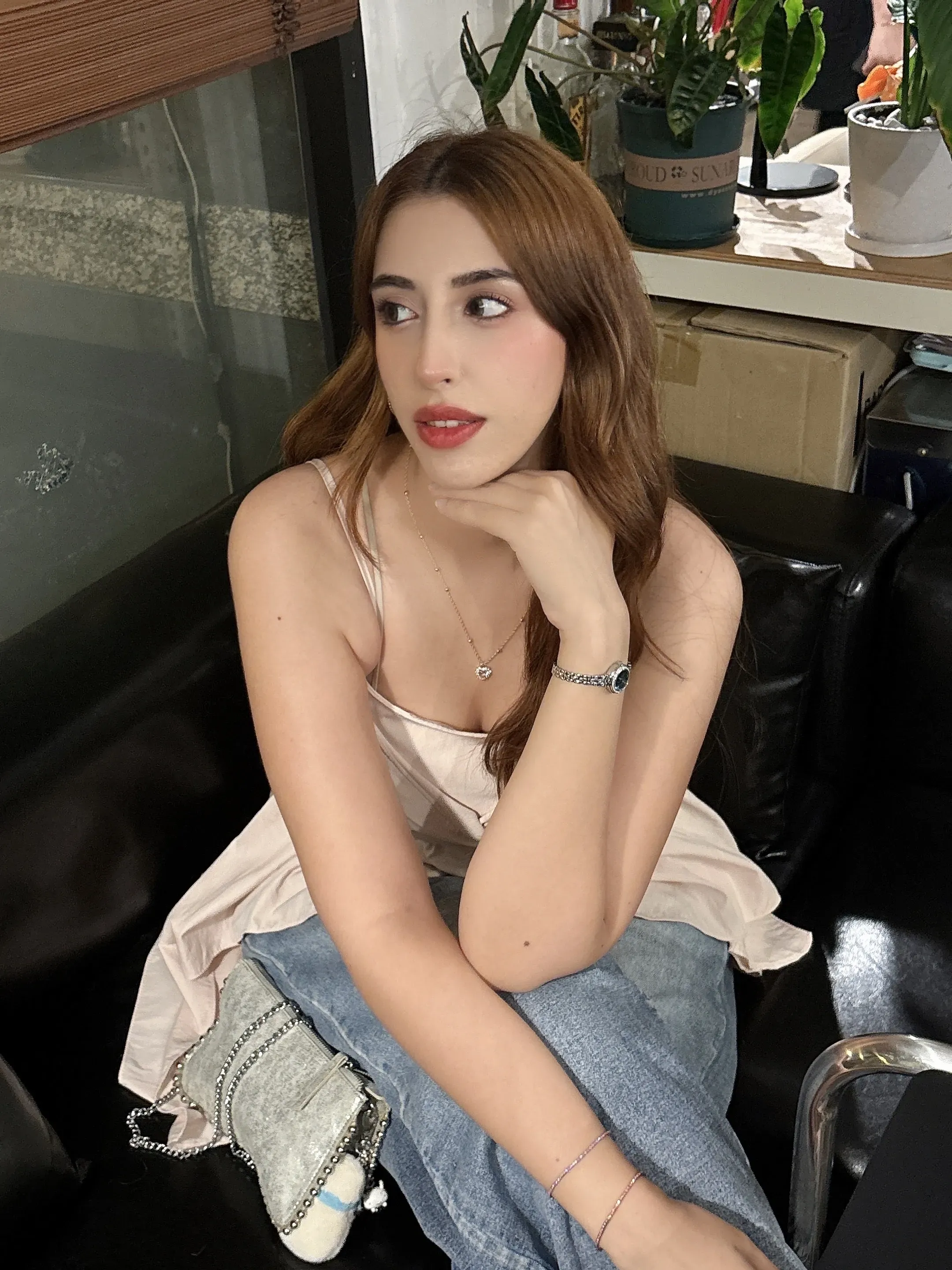 Ekin Ayvadas's' profile pictures