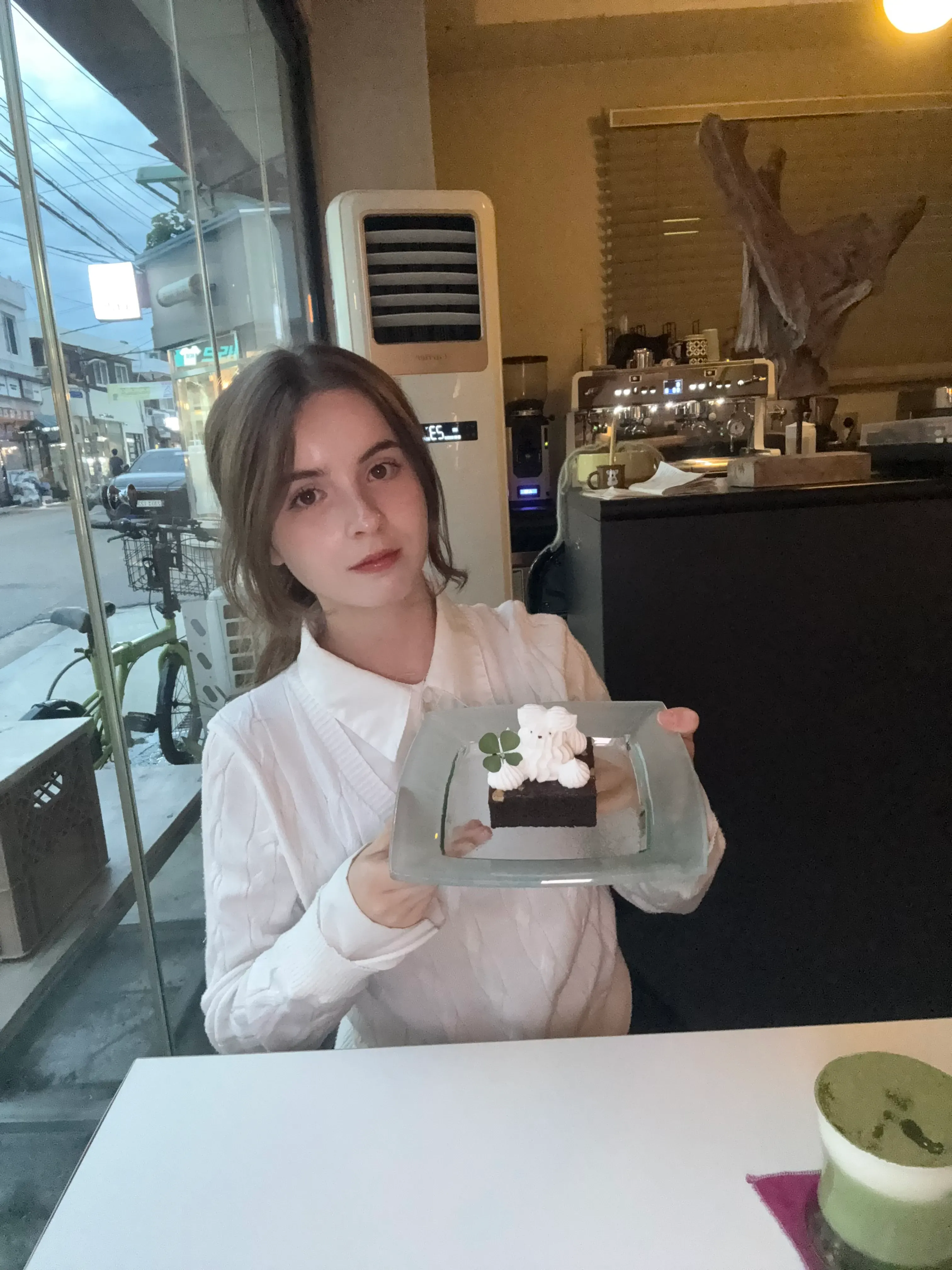 Elena De Isusi's' profile picture