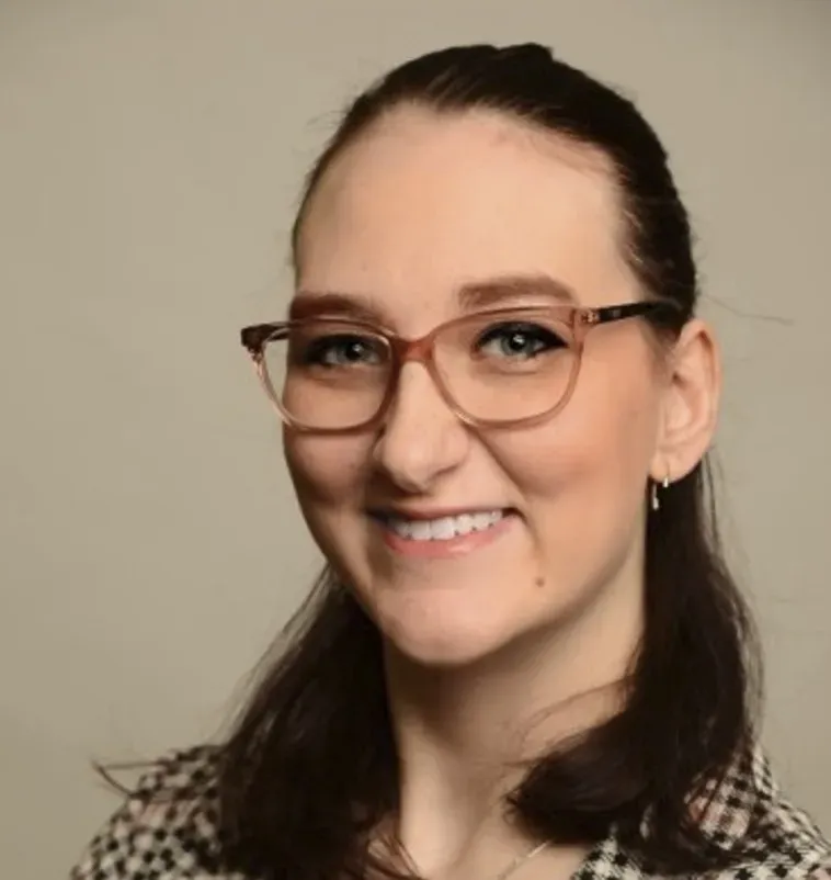 Elizabeth Loethen's' profile picture Elizabeth Loethen's' profile picture