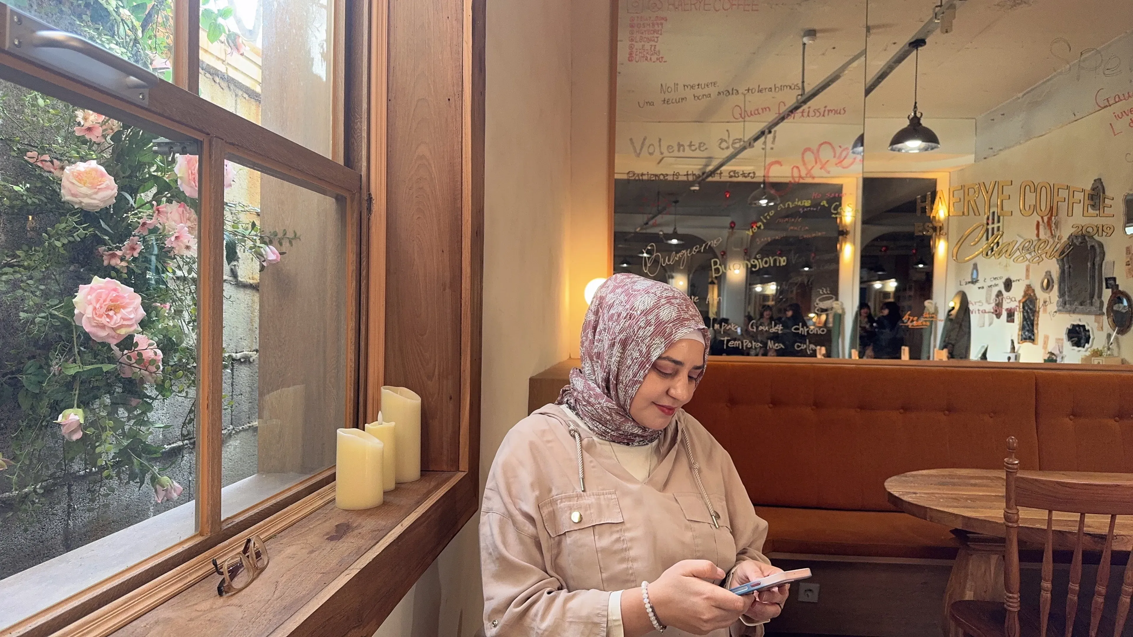 Fatma Merve Prayogo's' profile pictures