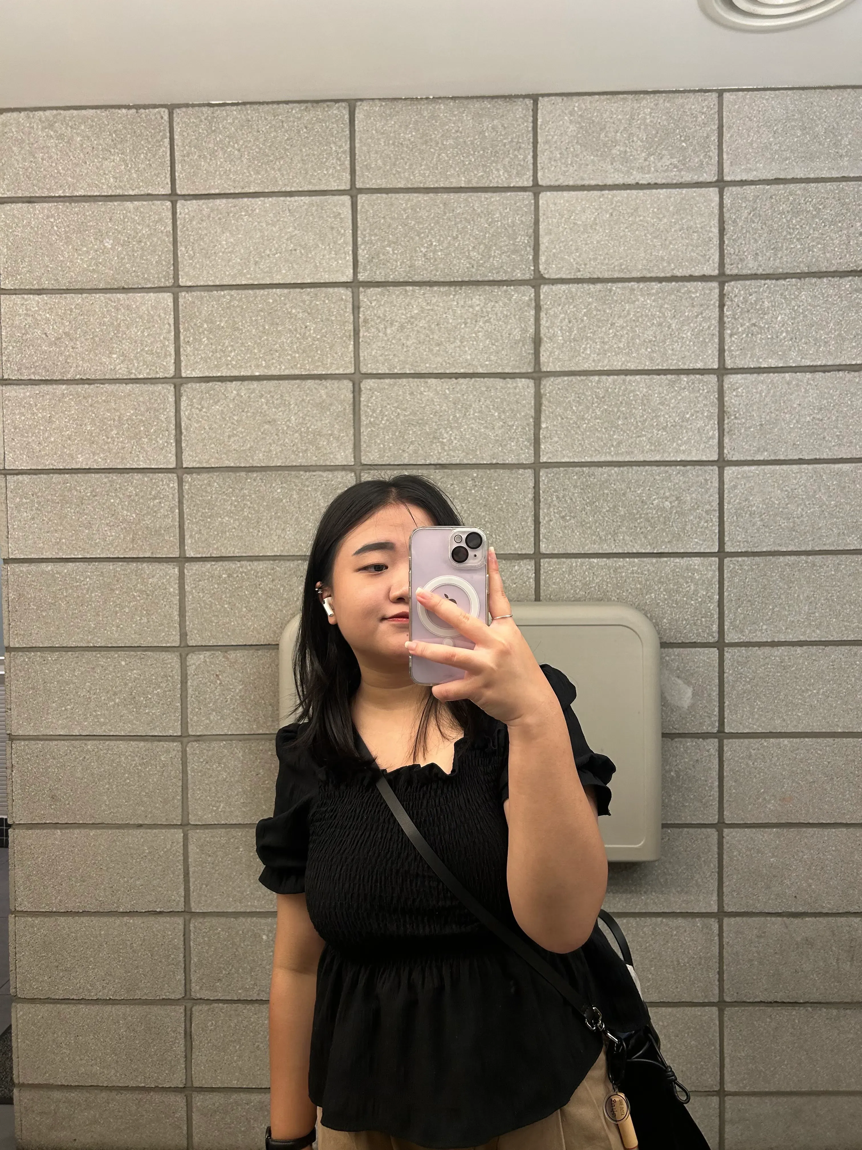 Gabrielle Evangelyne Gunawan's' profile picture Gabrielle Evangelyne Gunawan's' profile picture