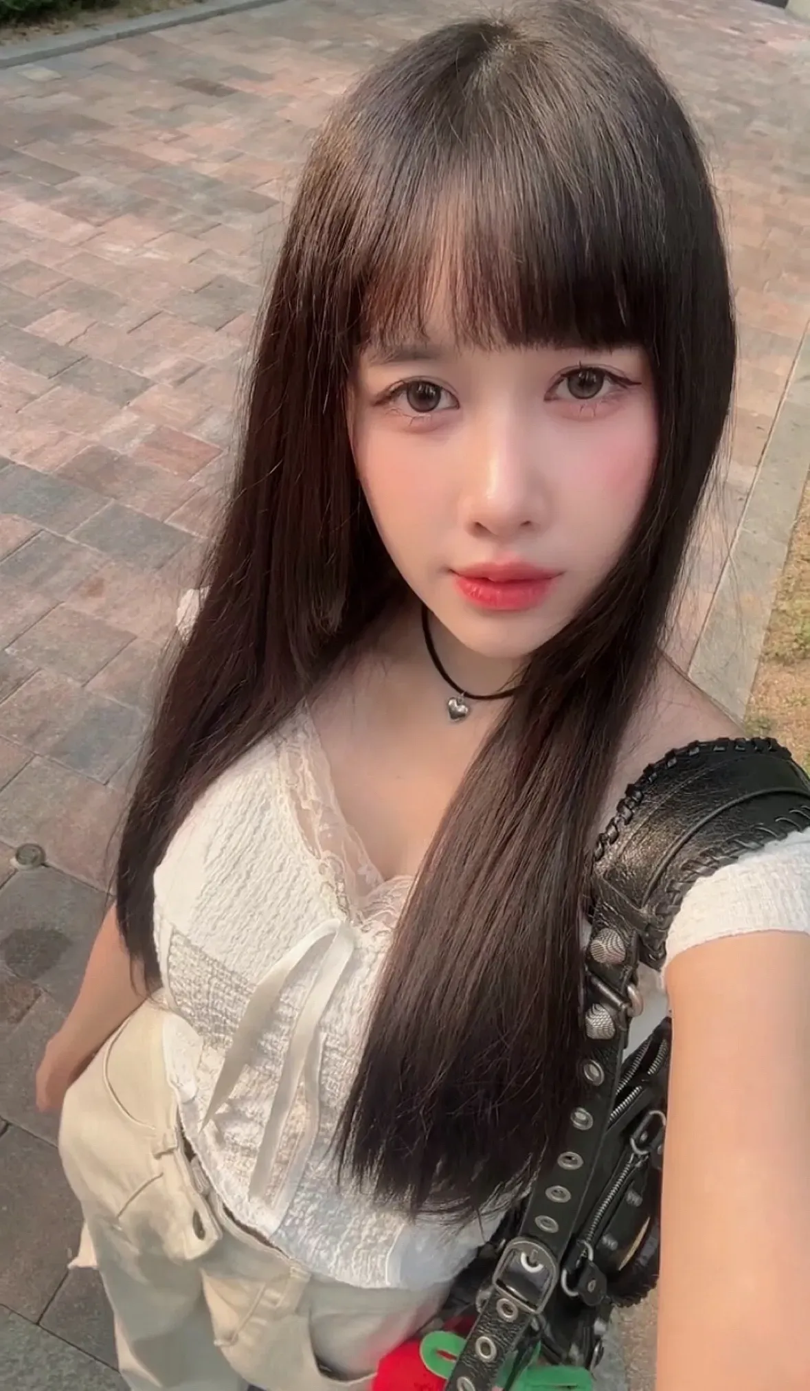 Isya Madina's' profile picture