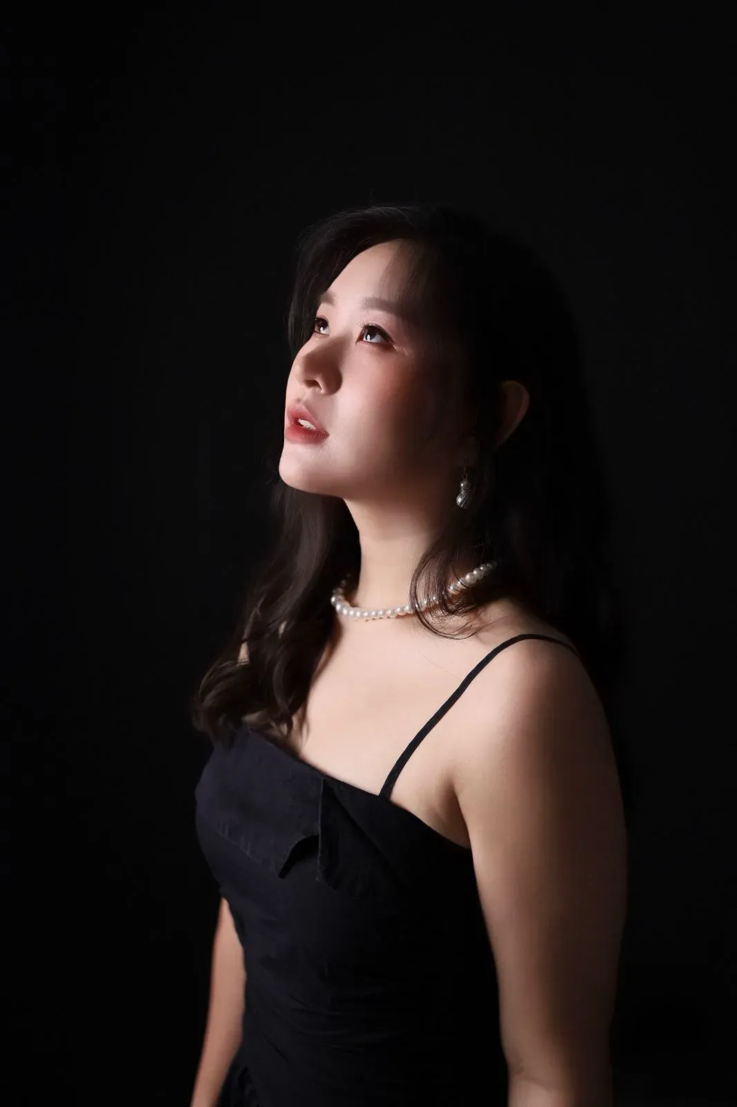 Angela Saputan's' profile pictures