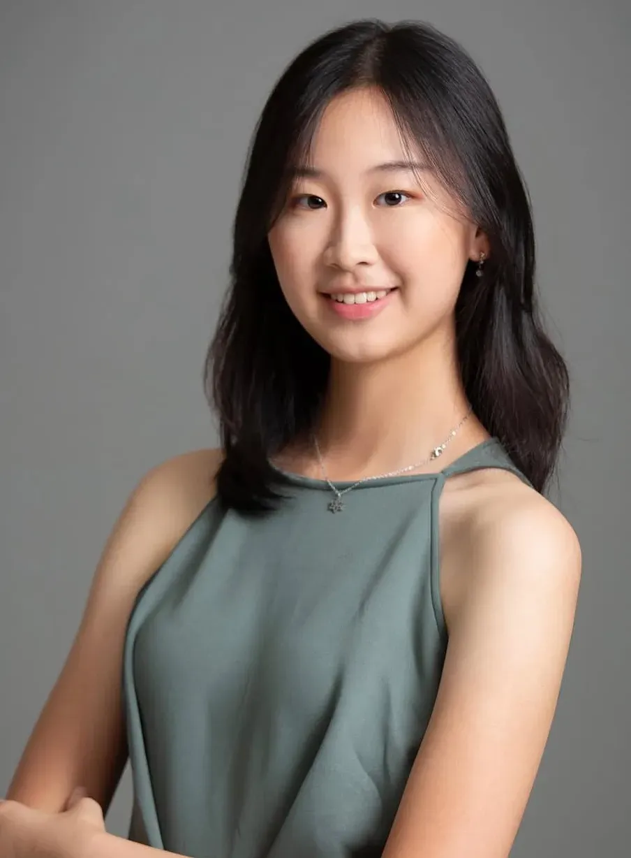 jovine freia iskandar's' profile picture