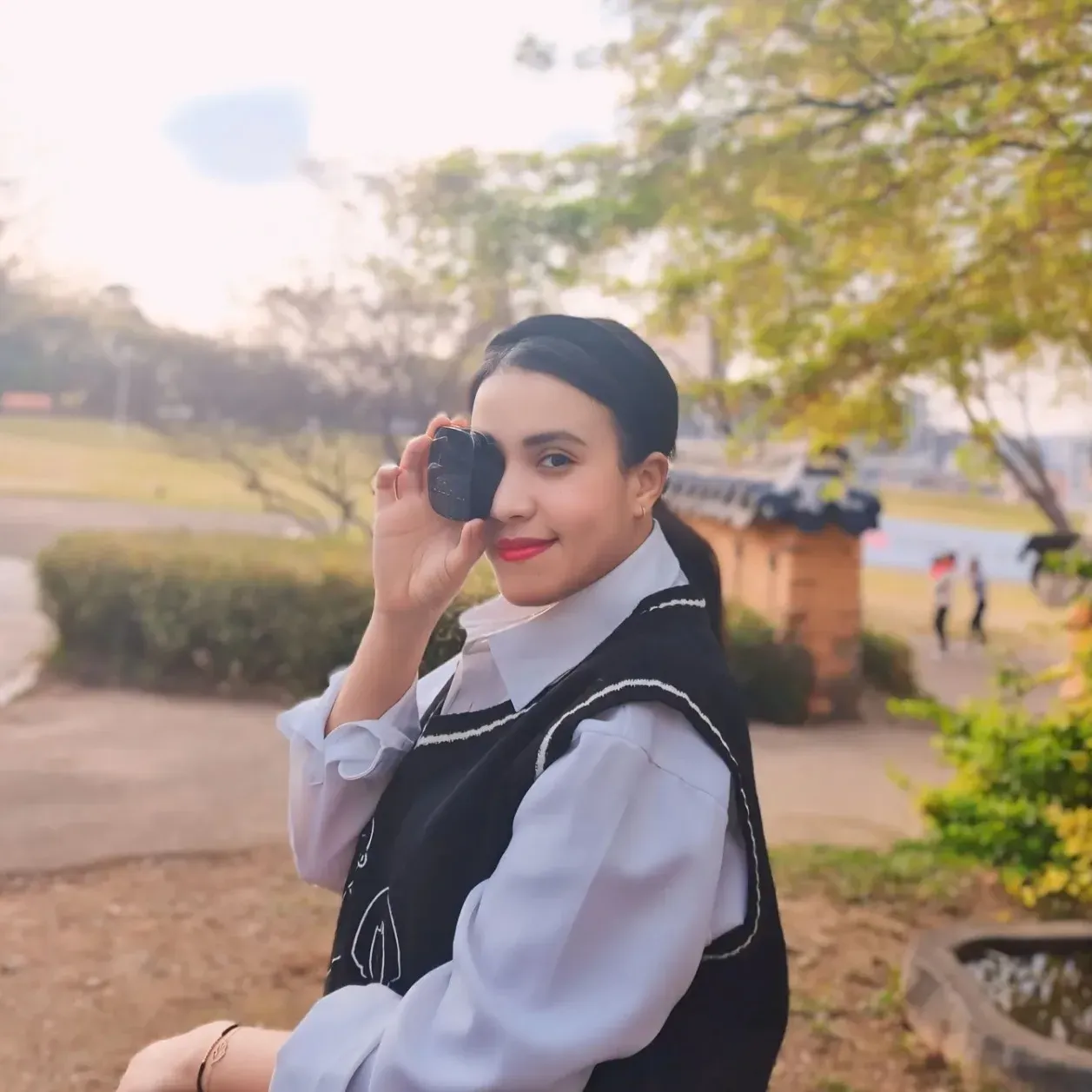 Nadira Mahmoudy's' profile picture