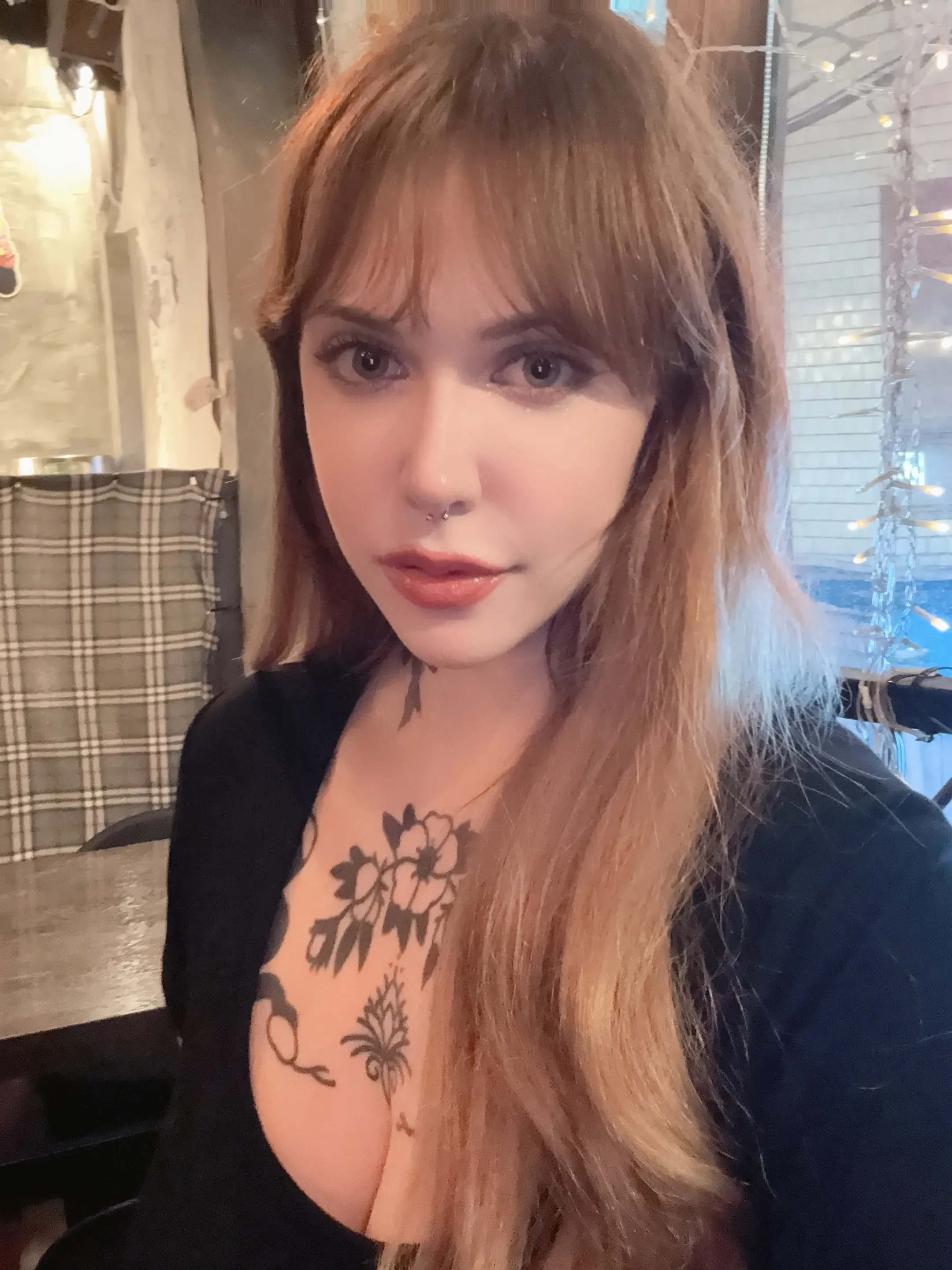 Viktoria Lee's' profile picture Viktoria Lee's' profile picture