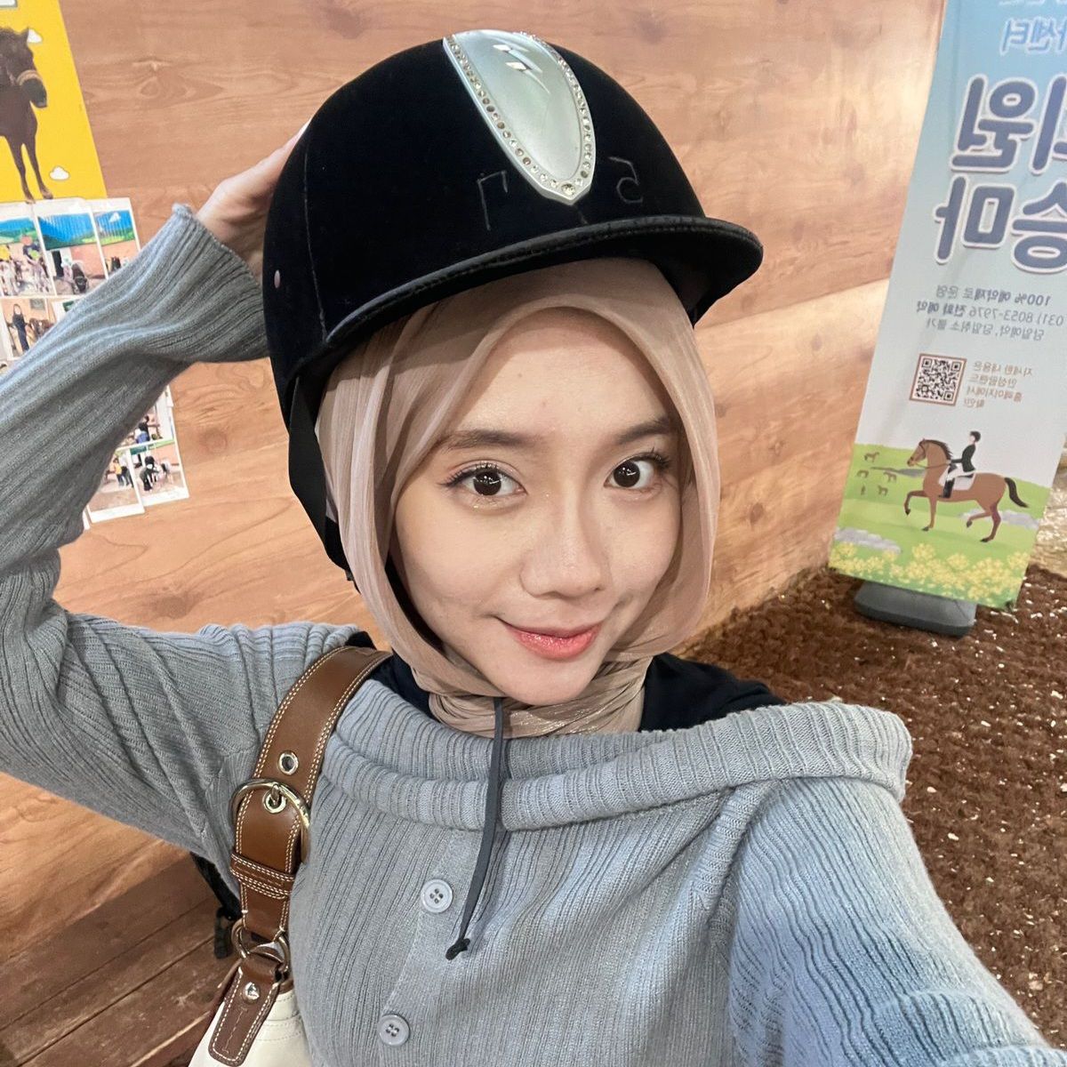 Marinanda Azahra's' profile picture Marinanda Azahra's' profile picture