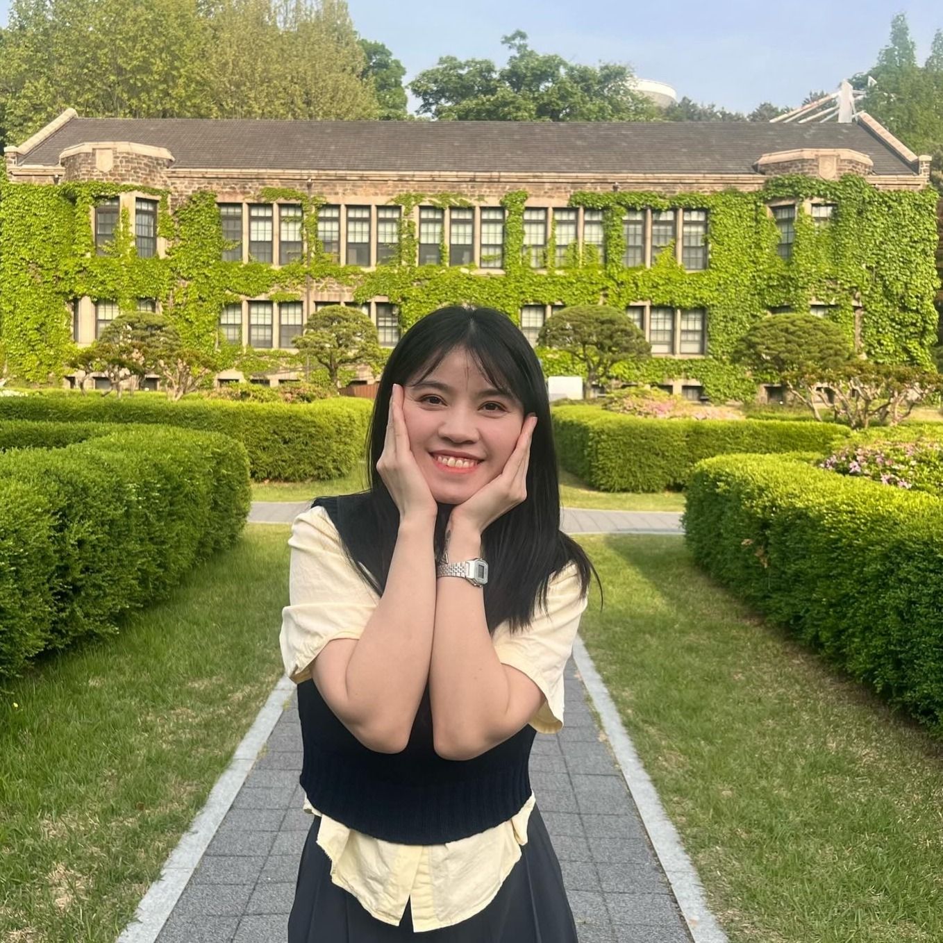 Diem Thuy's' profile picture Diem Thuy's' profile picture