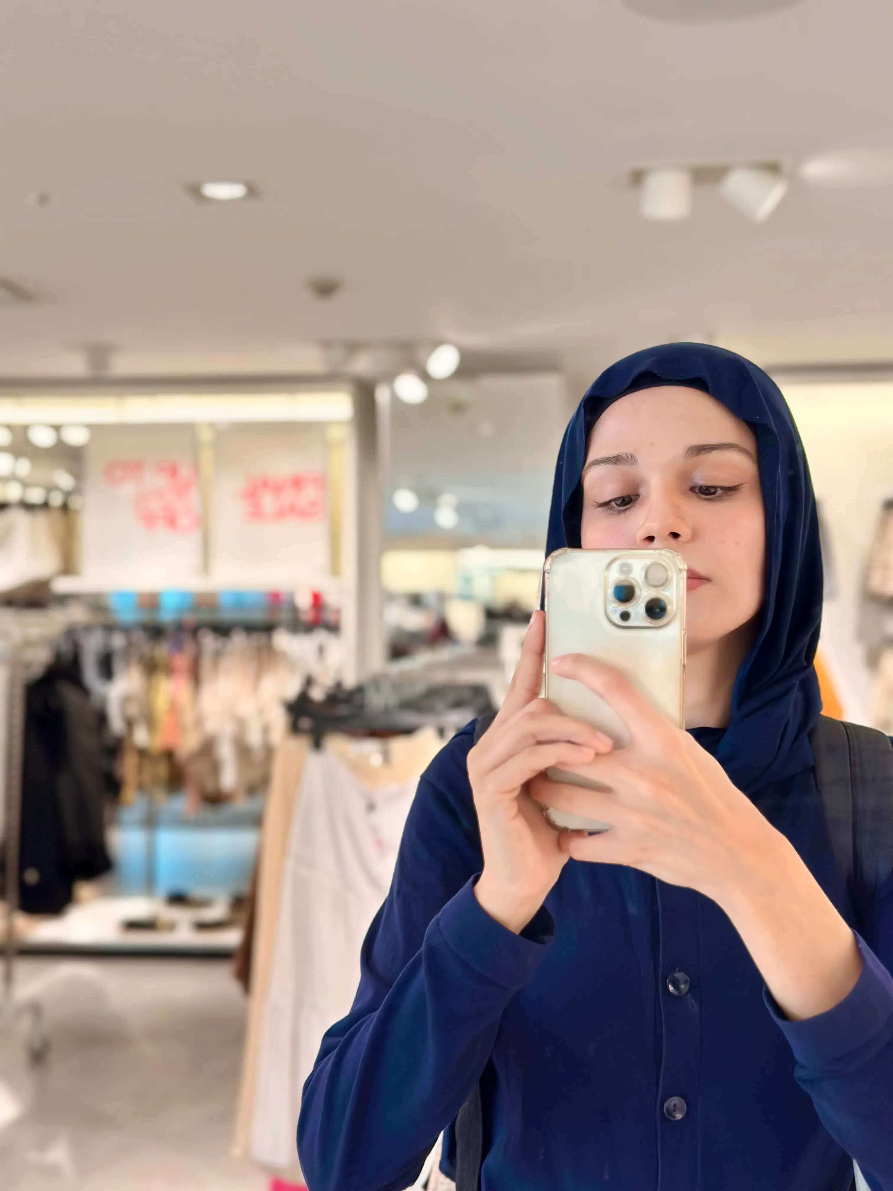 Fatemeh Hassani's' profile picture Fatemeh Hassani's' profile picture