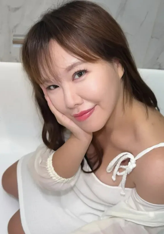 Nami Chung's' profile picture Nami Chung's' profile picture