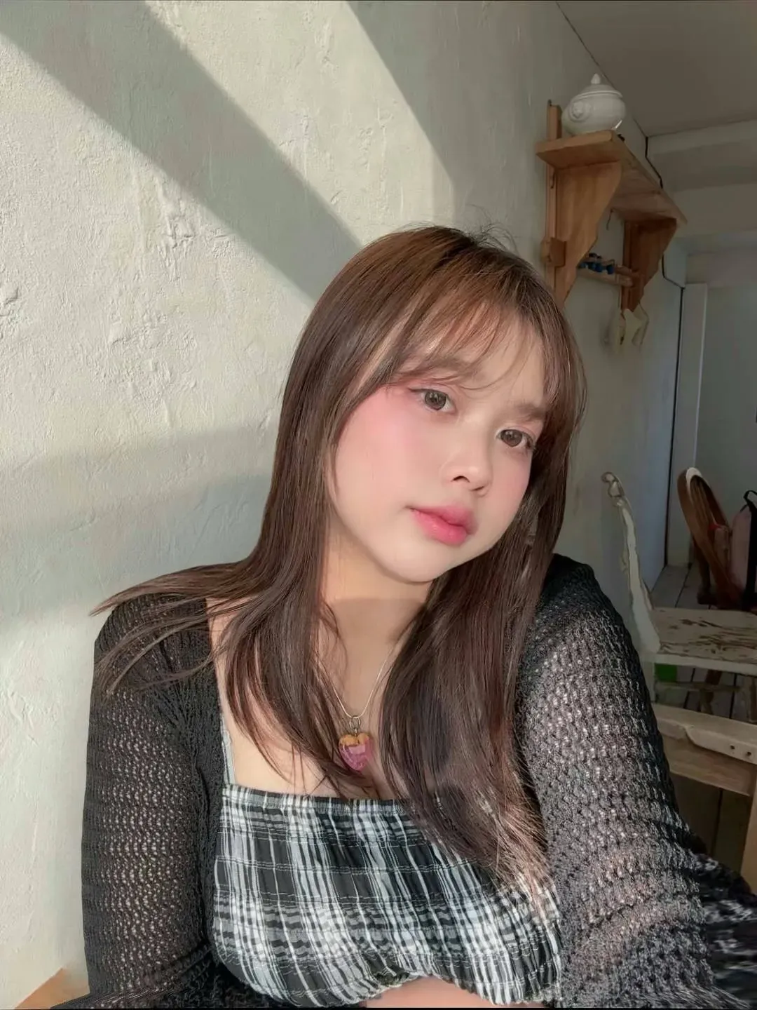 NATNAREE RIABROI's' profile pictures