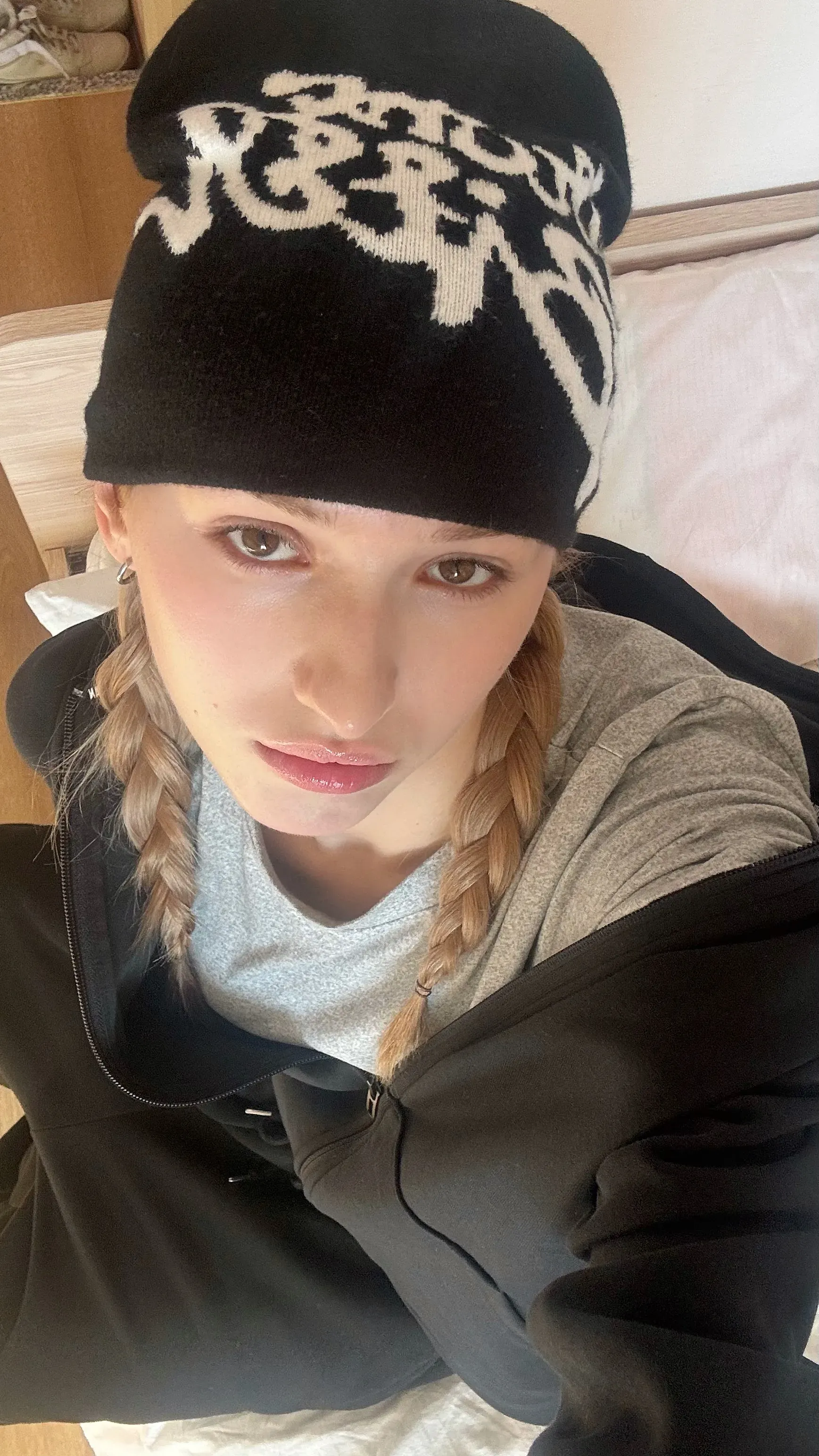 Nia .'s' profile picture