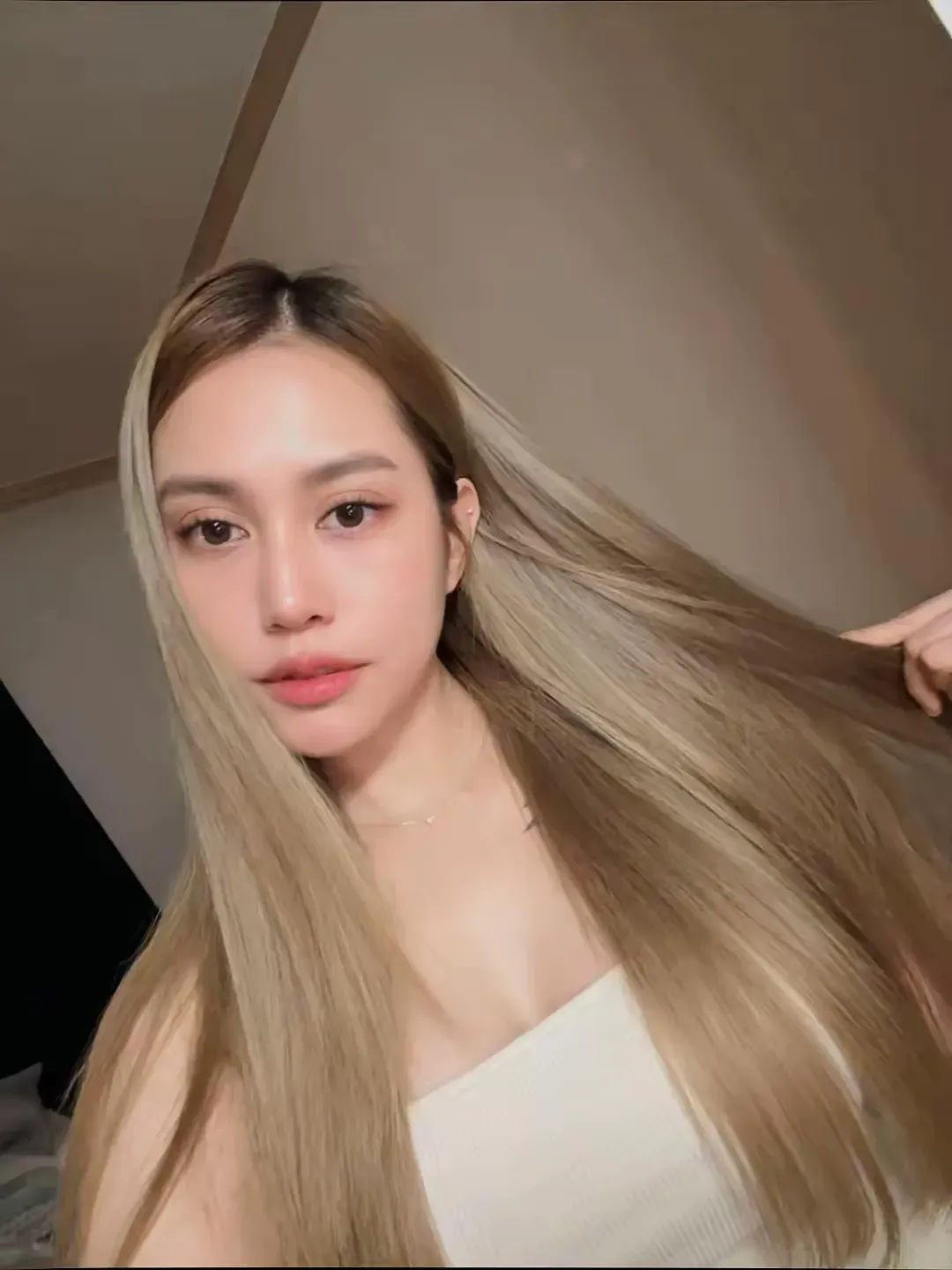 Kimberly Ann Lee's' profile picture