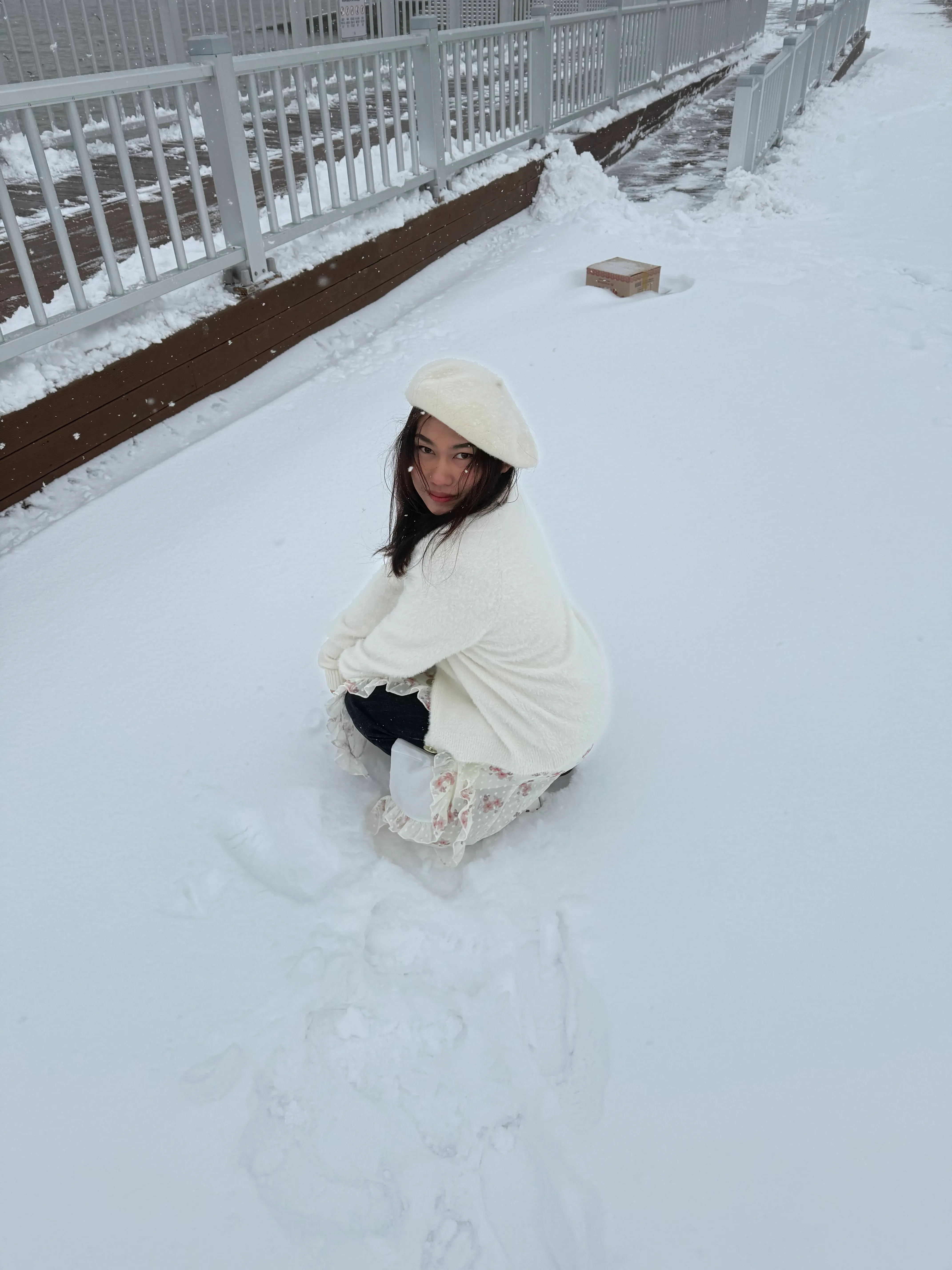 Rina Mariana's' profile picture Rina Mariana's' profile picture