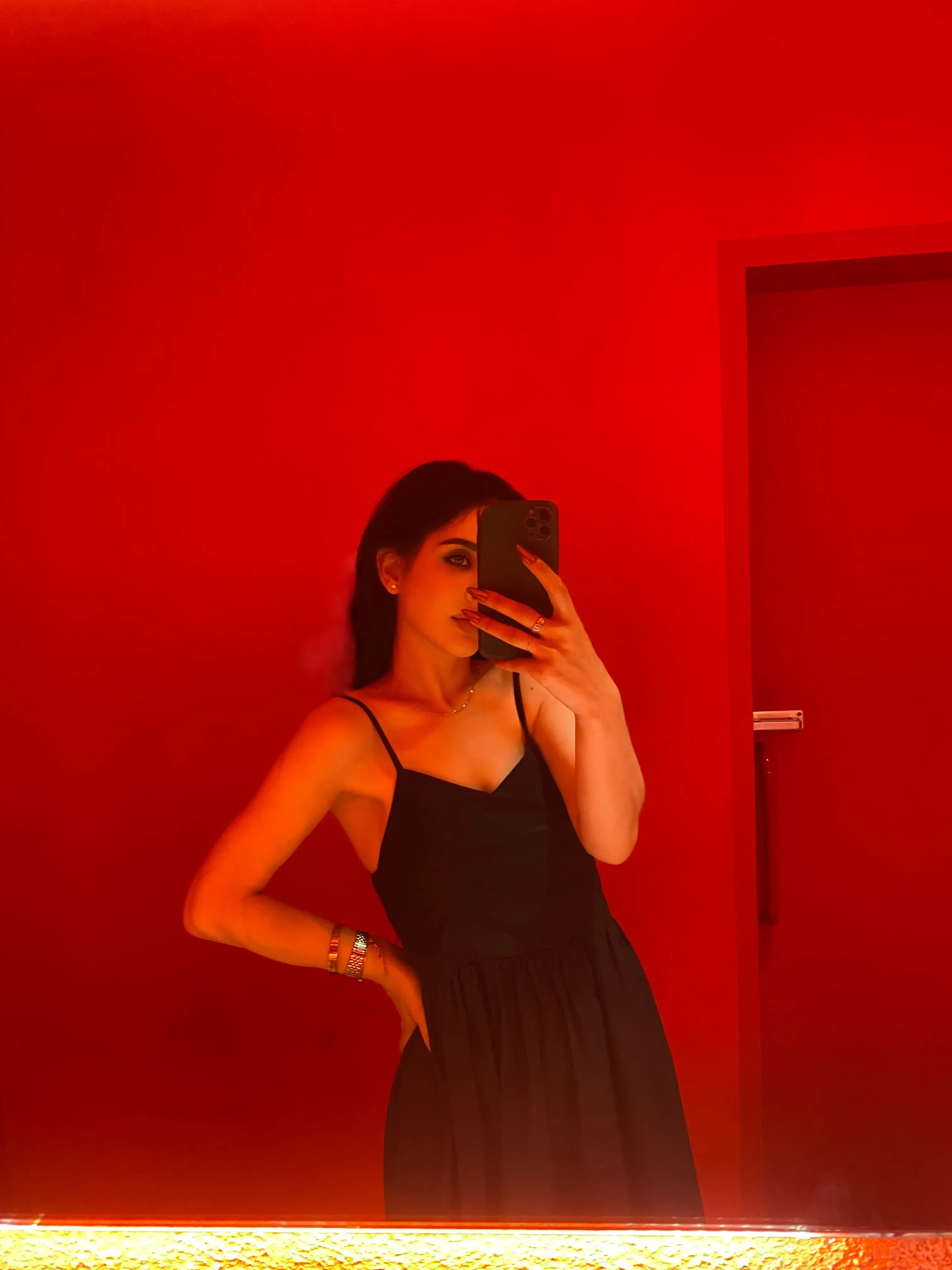 Seyma gumrukcu's' profile pictures