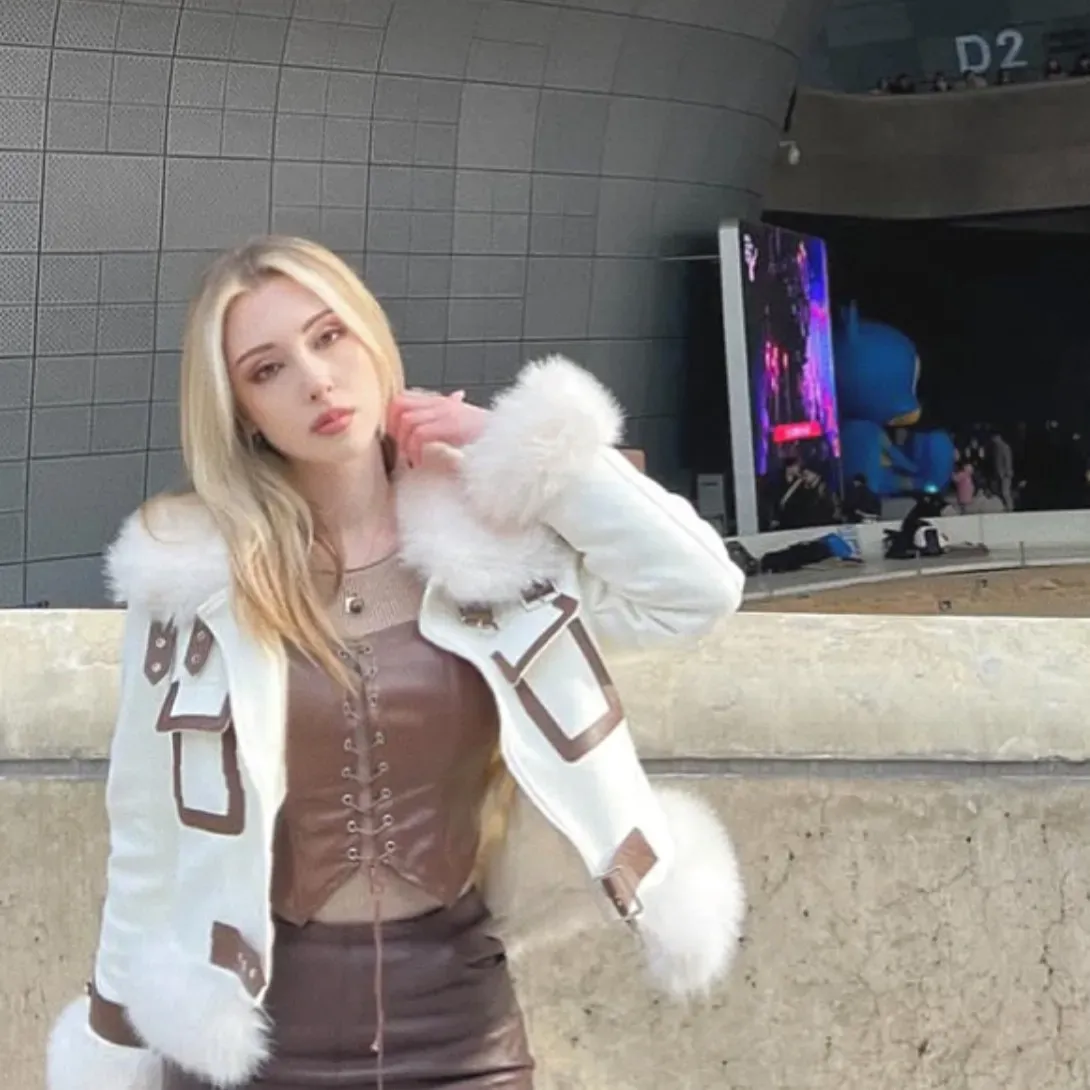 Daniela's' profile picture Daniela's' profile picture