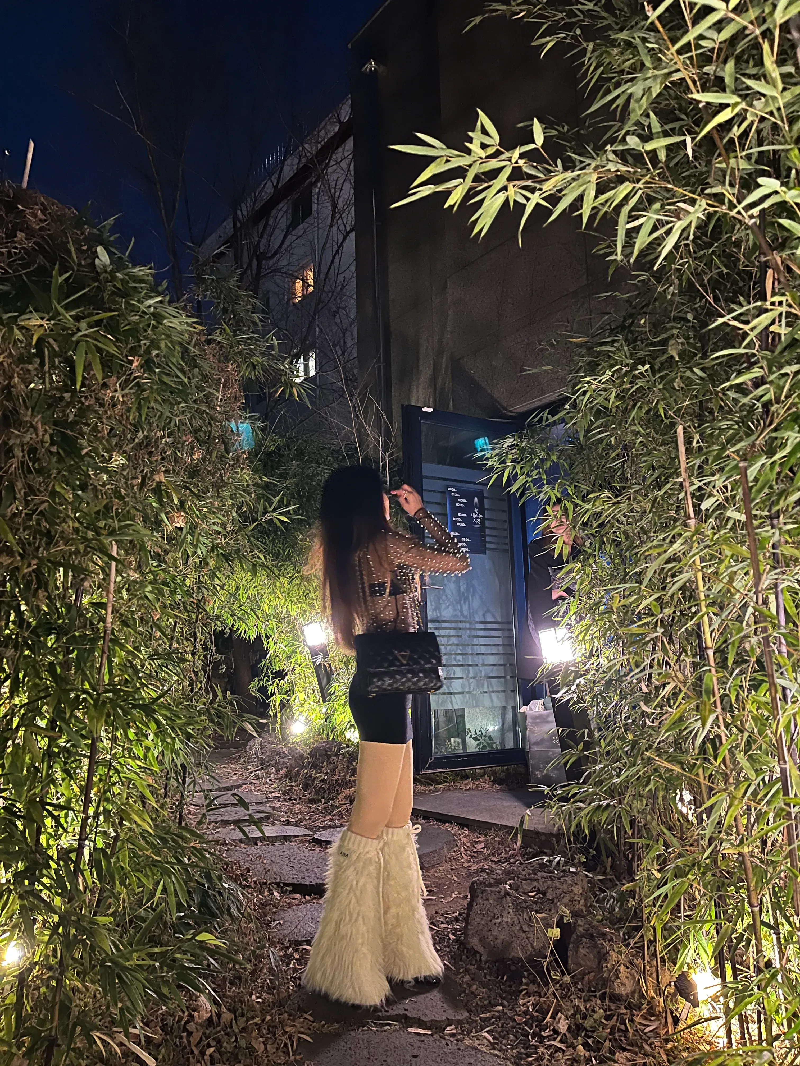 Ria's' profile picture Ria's' profile picture