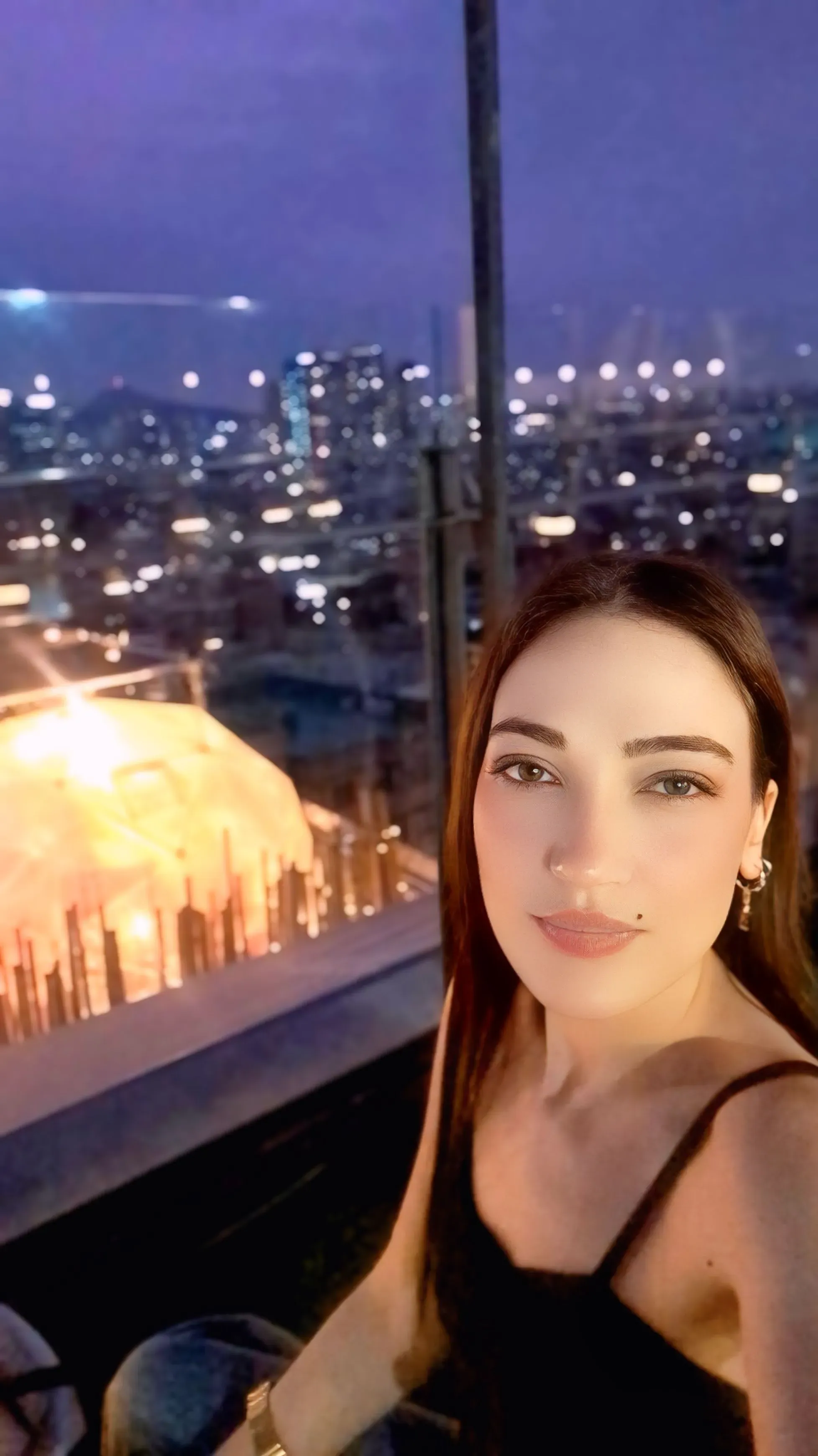 YASEMIN SHIN's' profile pictures