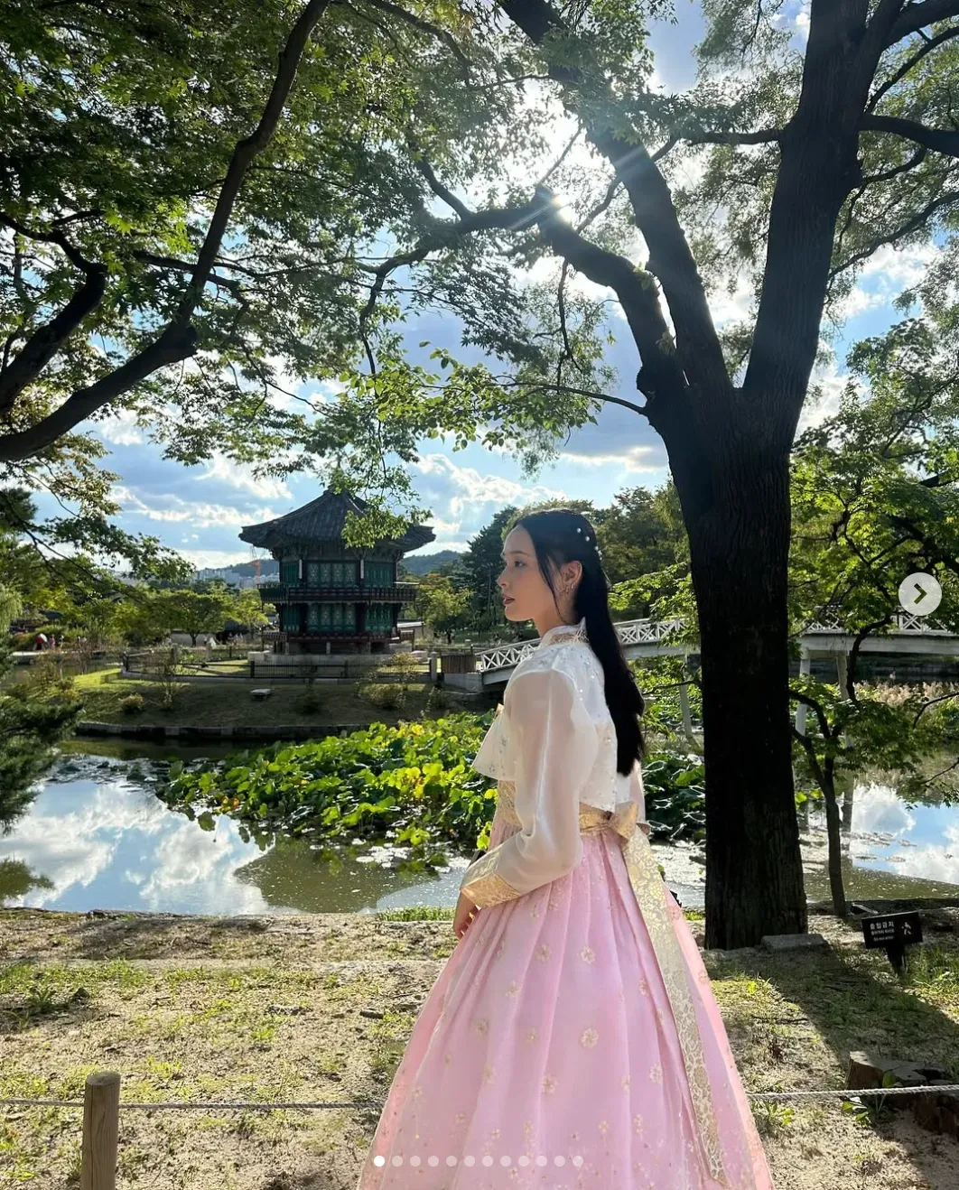 Zhanara's' profile picture Zhanara's' profile picture